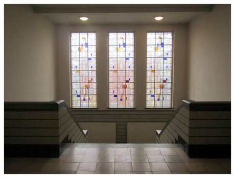 mozaiek ramen in Theo van Doesburg centrum-1