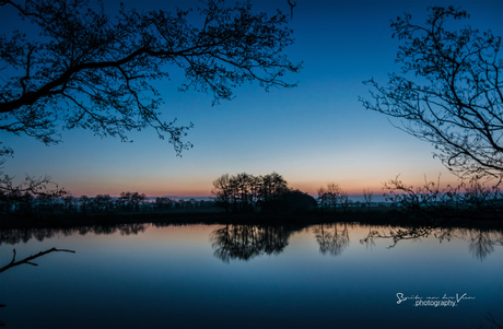 Zonsondergang bij Hardegarijp