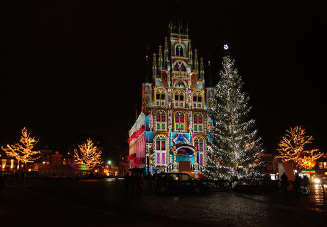 Gouda bij kunstlicht