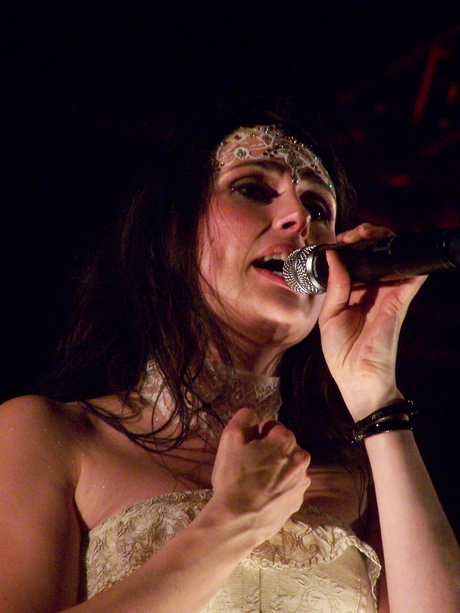 Sharon, zangeres van Within Temptation