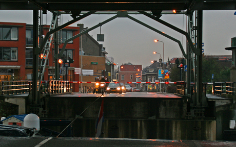 Onder de brug