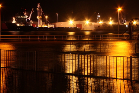 Delfzijl bij nacht