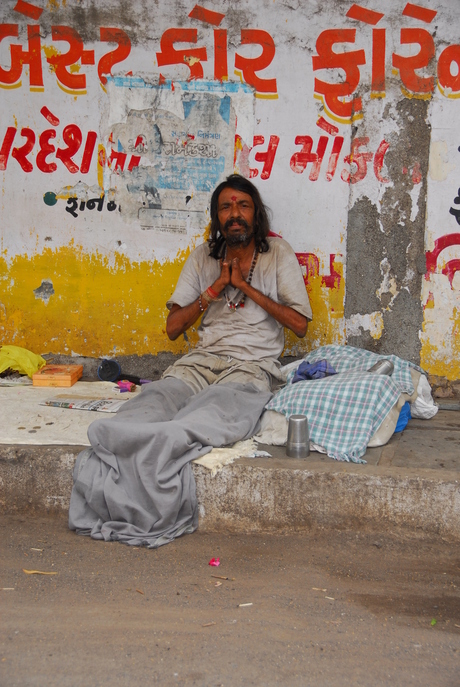 Surat beggar