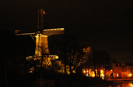 Molen van Piet bij nacht