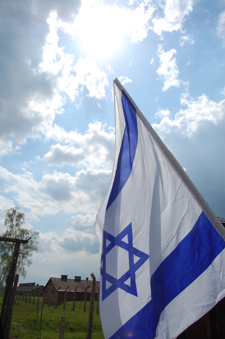 Joodse vlag in Birkenau