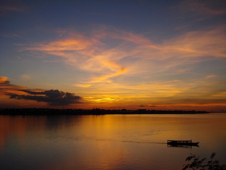 Mekong rivier by night