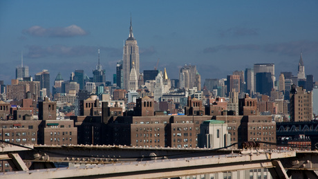 Empire state building vanaf brooklyn bridge