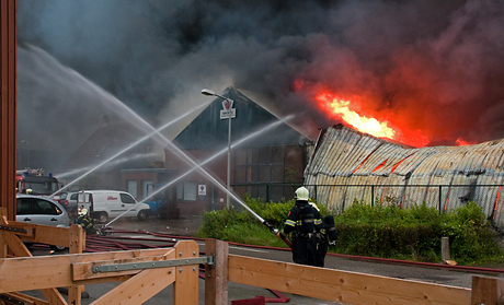 Bluswerkzaamheden tijdens grote brand in Egmond