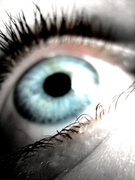 My eye is like the sky.