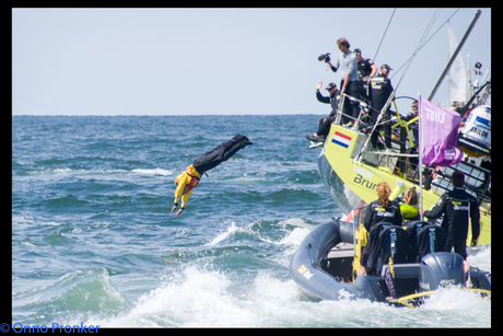 VOR15 Floortje jumpt