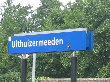 Station Uithuizermeeden