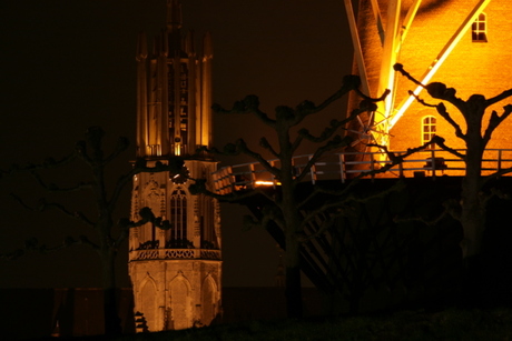 Basiliek en Molen Hulst