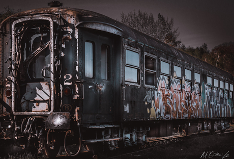 Oude verlaten trein