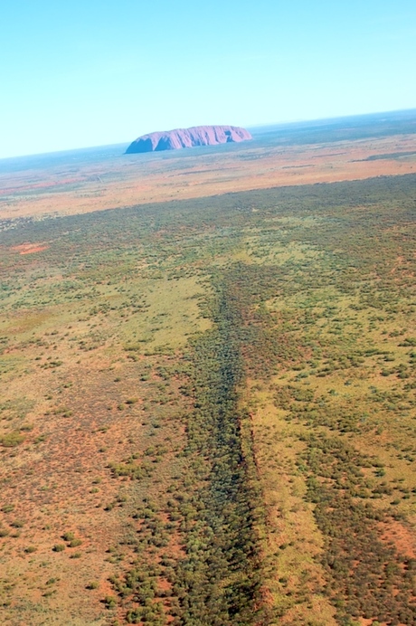 Uluru from air1