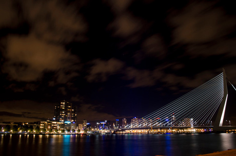 Erasmusbrug by Night.jpg