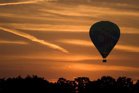 Ballon in avondrood