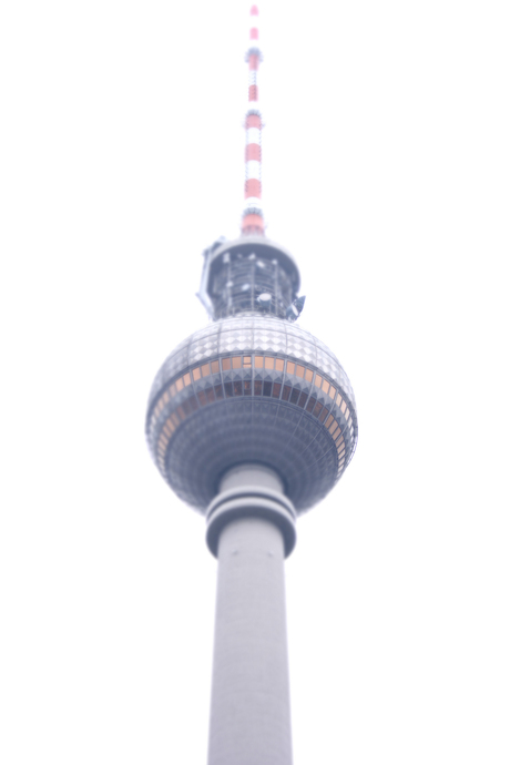 De Fernsehturm in Berlijn.