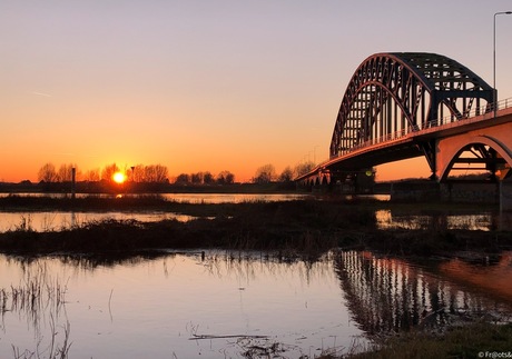 Sunset IJssel