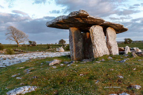 Poulnabrone Dolmen in Ierland