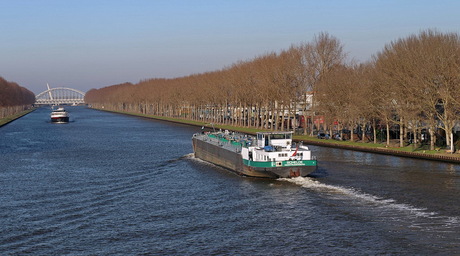 Amsterdam rijnkanaal.