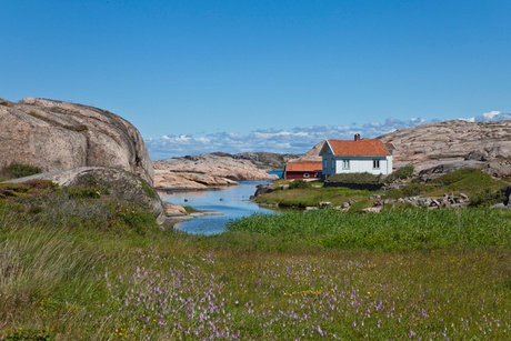 Huis op rotsen