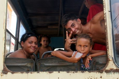 Cuba Bus