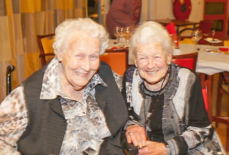 Twee old ladys