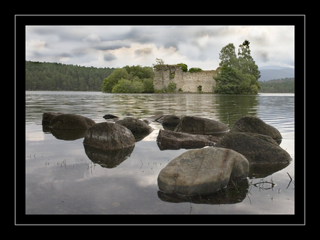 Lakestones