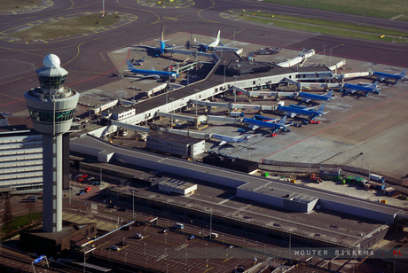 Schiphol by air