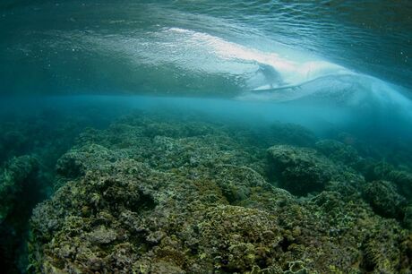 Glassy Surfing