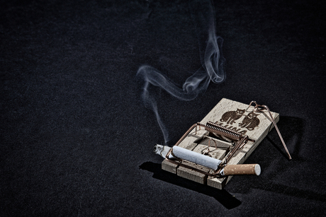Smoking Kills (Trapped)