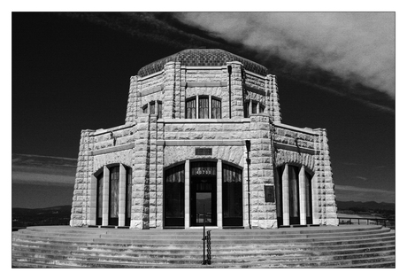 Vista House, 40700 Columbia River Highway, Oregon