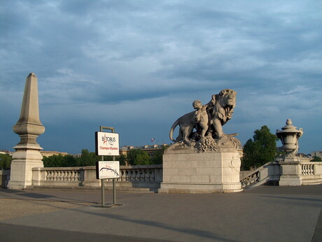 Champs-Elysees