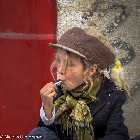 jongen met vogeltje