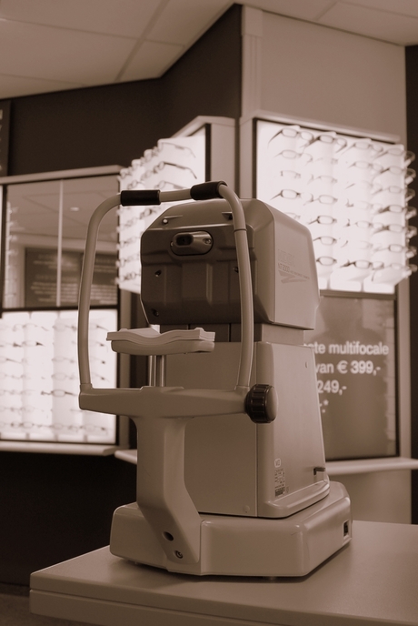 Bij de brillen specialist