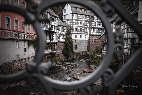 Doorkijkje naar Monschau