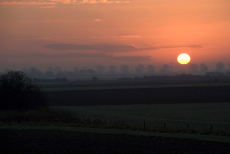 Sunrise over Nederasselt