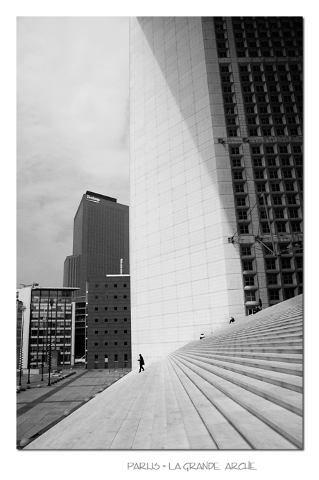 La Défense 3...