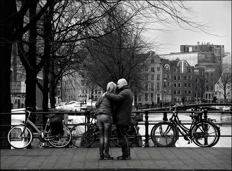 Amsterdam Sint Antoniesluis straat scene