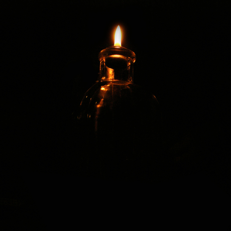 lichtje in de duisternis