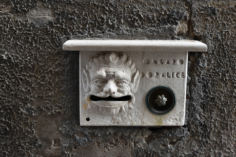 Mailbox - Calle Traghetto Vecchio - Venice - Italy