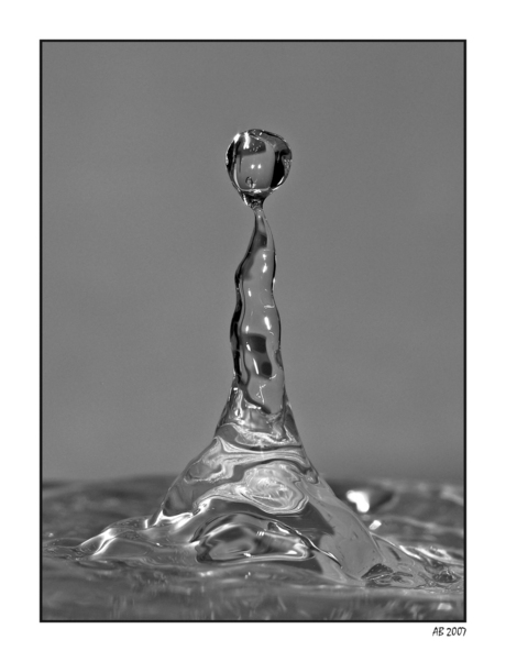 Spelen met water (Grayscale)