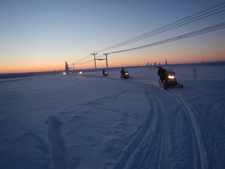 Sneeuwscooter safari