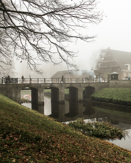 Toegangsbrug kasteel Middachten