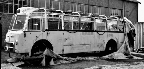 old bus.... restauratieproject