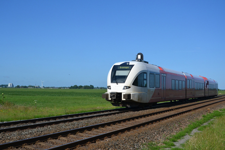 Trein bij Visvliet