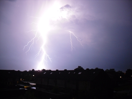 Onweer tijdens storm