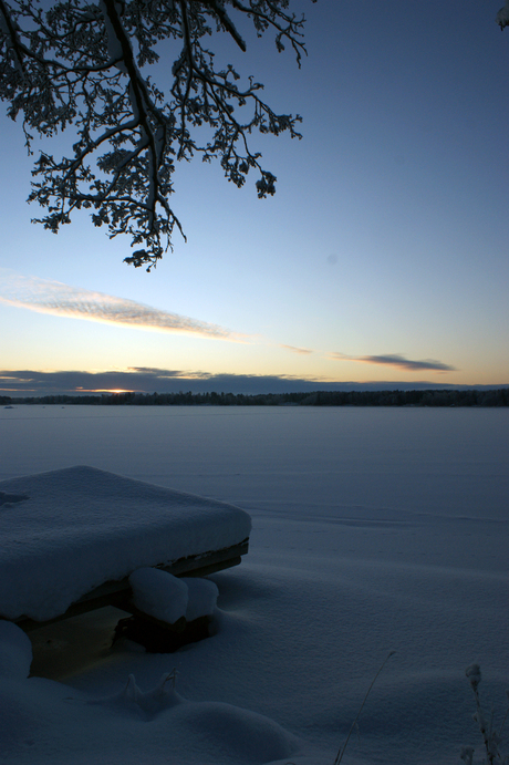 Sneeuw en zonsondergang