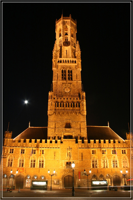 Bruges by night - Halletoren