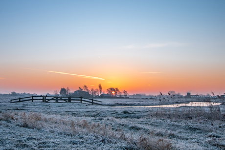 Ijzige zonsopkomst